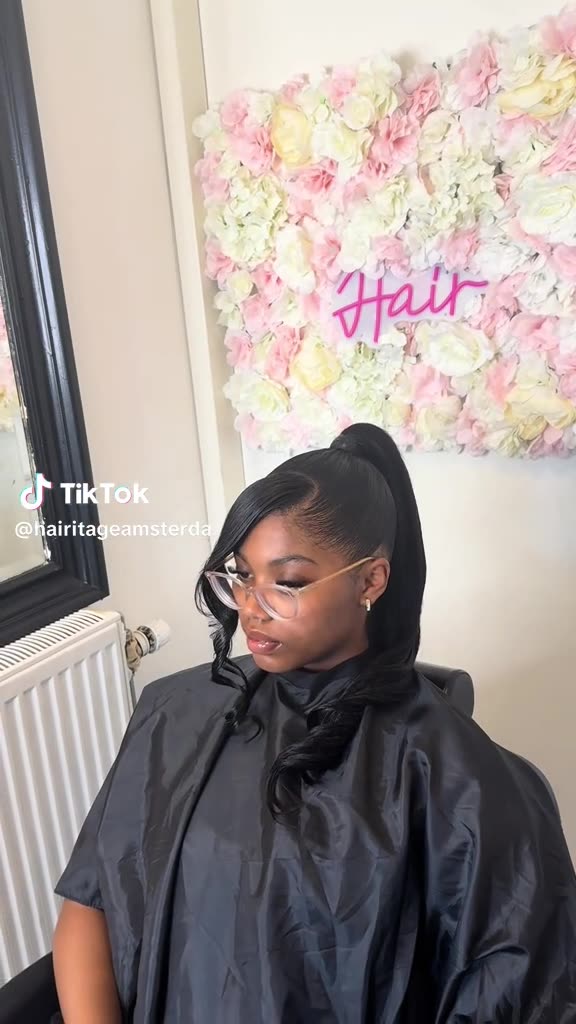 Strakke hoge ponytail met extensions